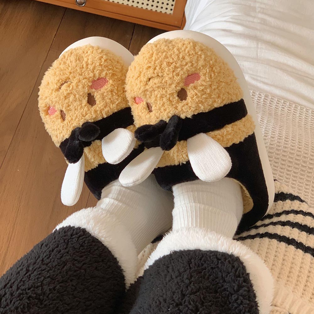 Cute and Cozy Bee-themed Wintter Slippers | ZAKAPOP