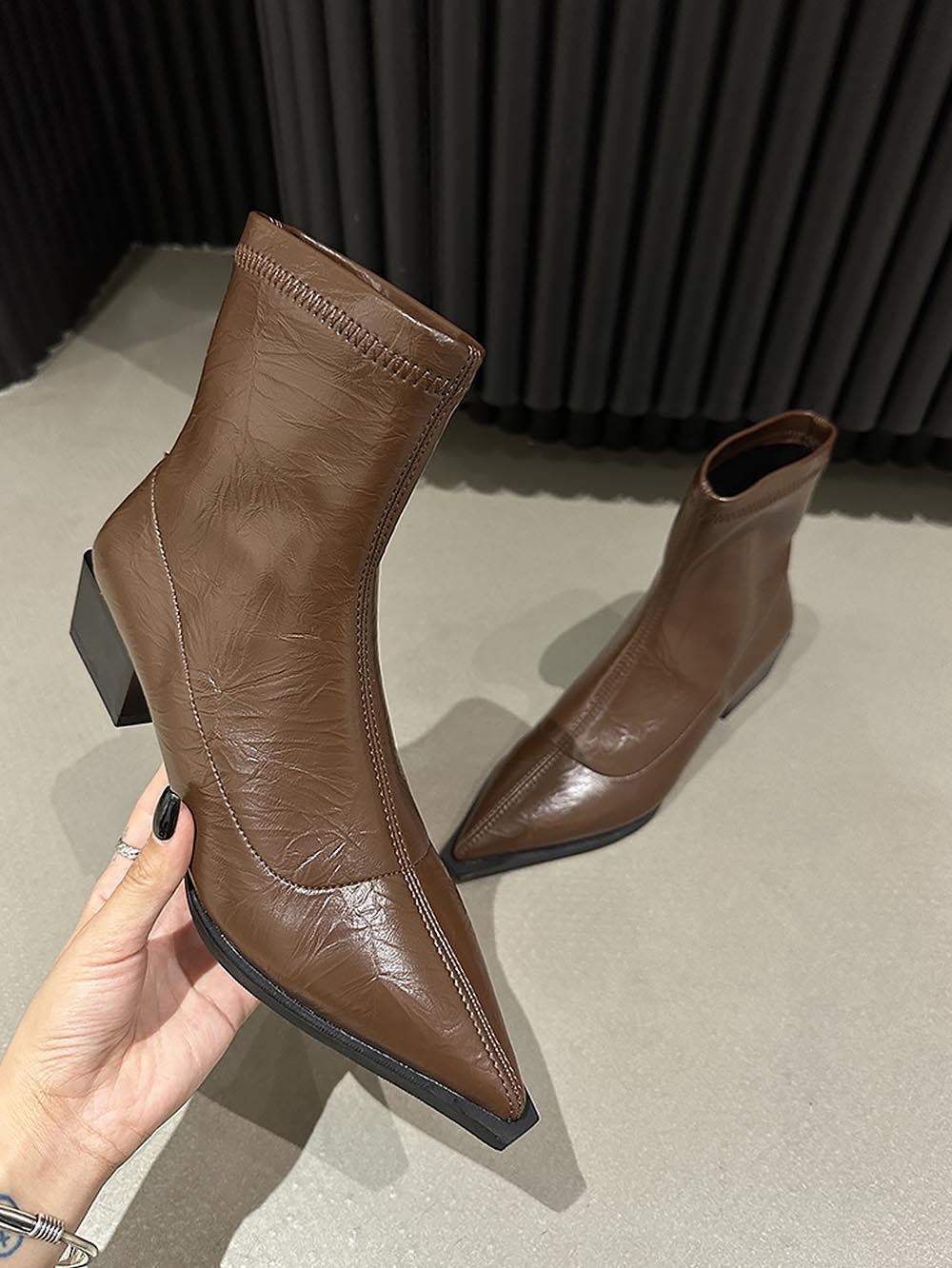 Fashion Chunky Heel Slim Martin Boots | ZAKAPOP