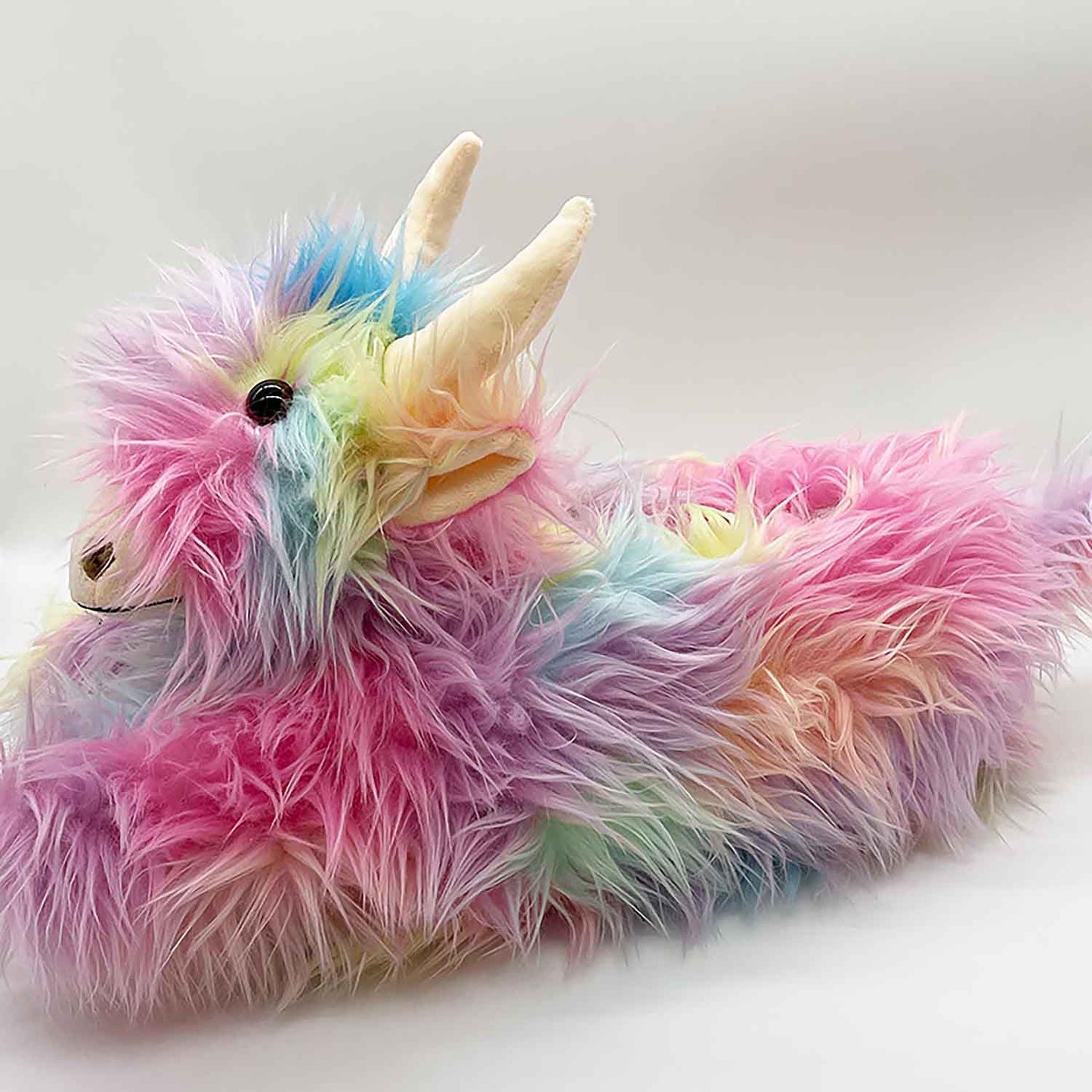 Highland Yak Plush Novelty Slippers | ZAKAPOP