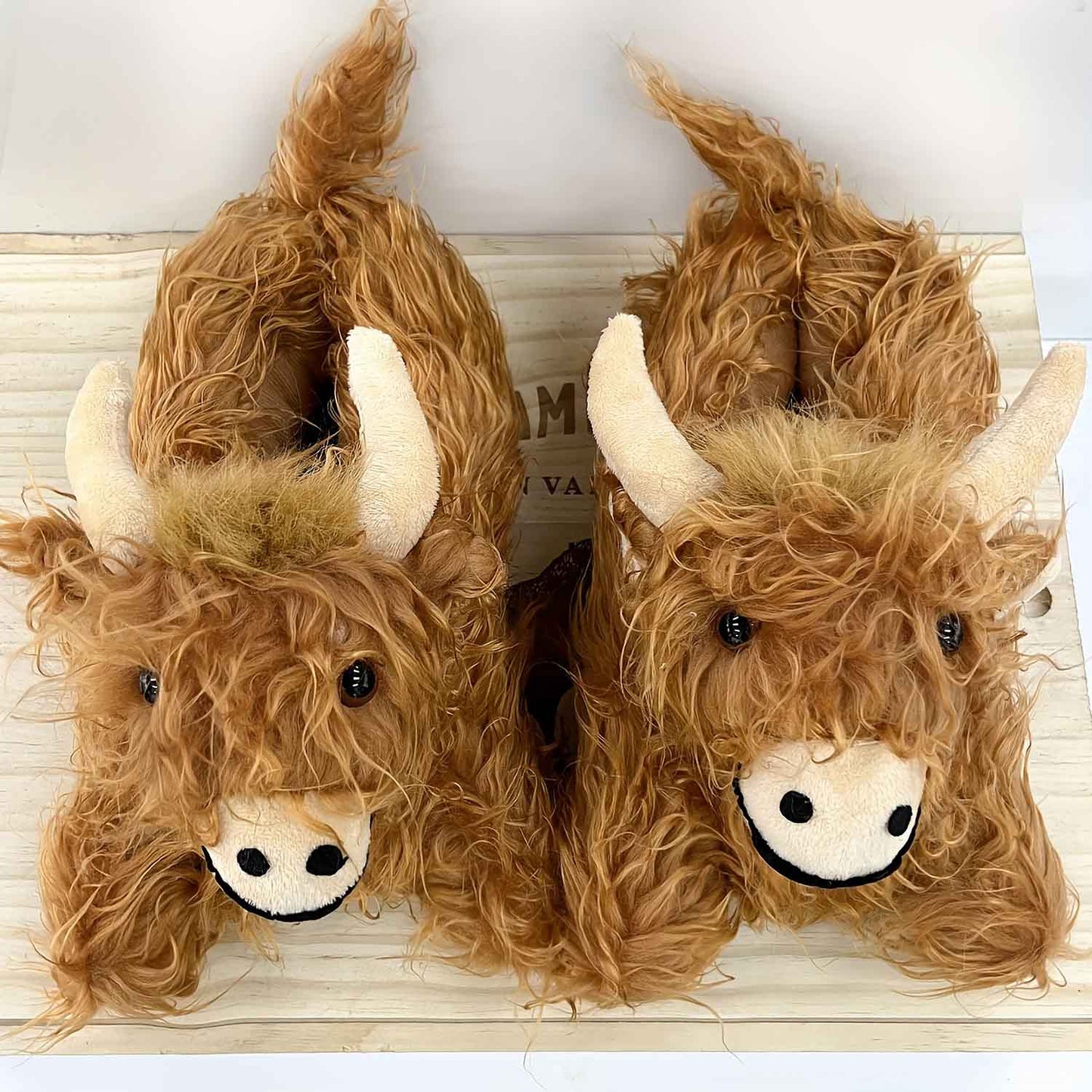 Highland Yak Plush Novelty Slippers | ZAKAPOP