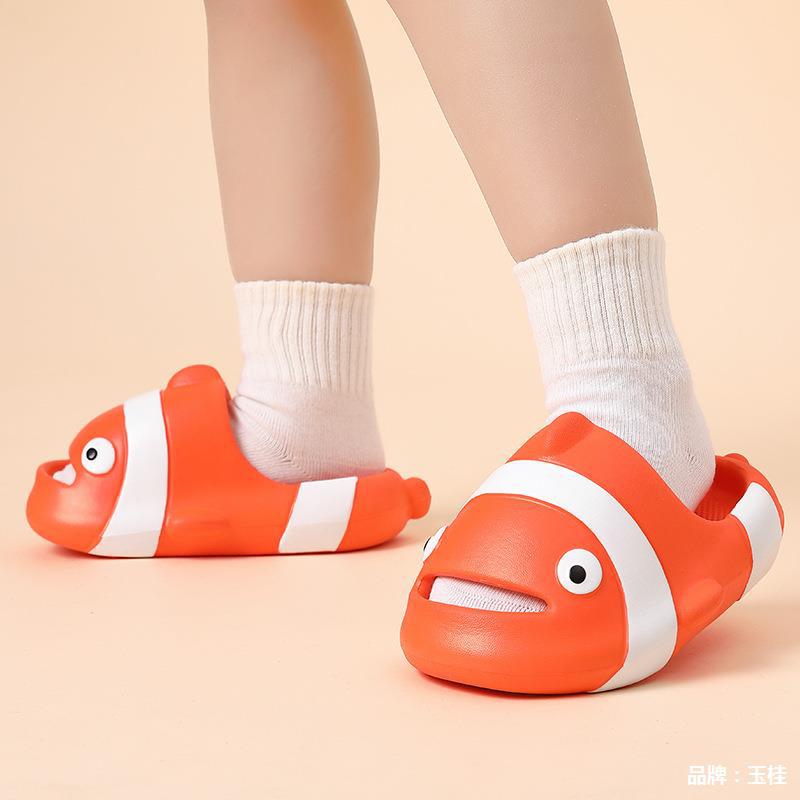 Original Clownfish Slippers (Kids) | ZAKAPOP