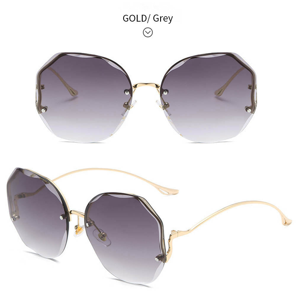 Women's Stylish Vintage Oversized Square Gradient Sunglasses | ZAKAPOP