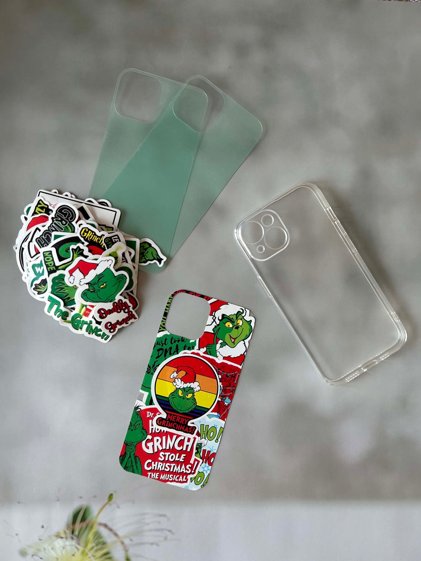 ZAKAPOP's Marry Grinchmas DIY Sticker Phone Case