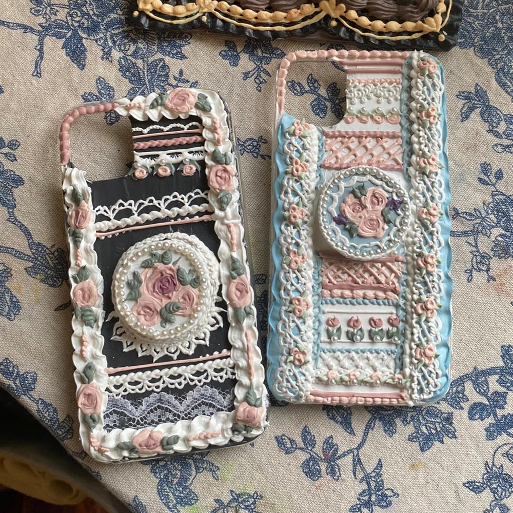 Handmade Pastoral Flowers And Lace 3d Oil Painting Retro Cream Phone Case (customizable) | ZAKAPOP